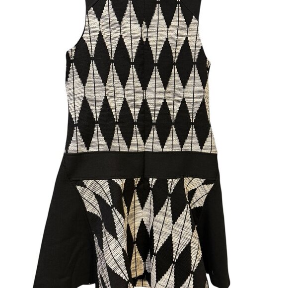 Banana Republic Diamond Jacquard Drop-Waist Dress | Size 8 - Picture 4 of 4